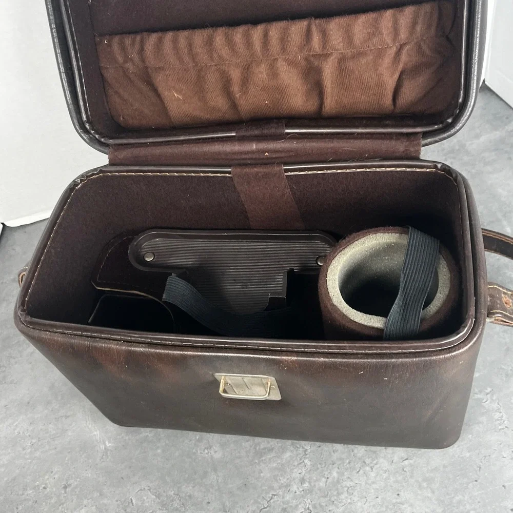 VTG Brown Faux Leather Hard Shell Camera Bag w/ Removable Insert Latch‎ Closure